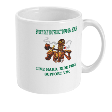 Mok 11oz ride-free-skull